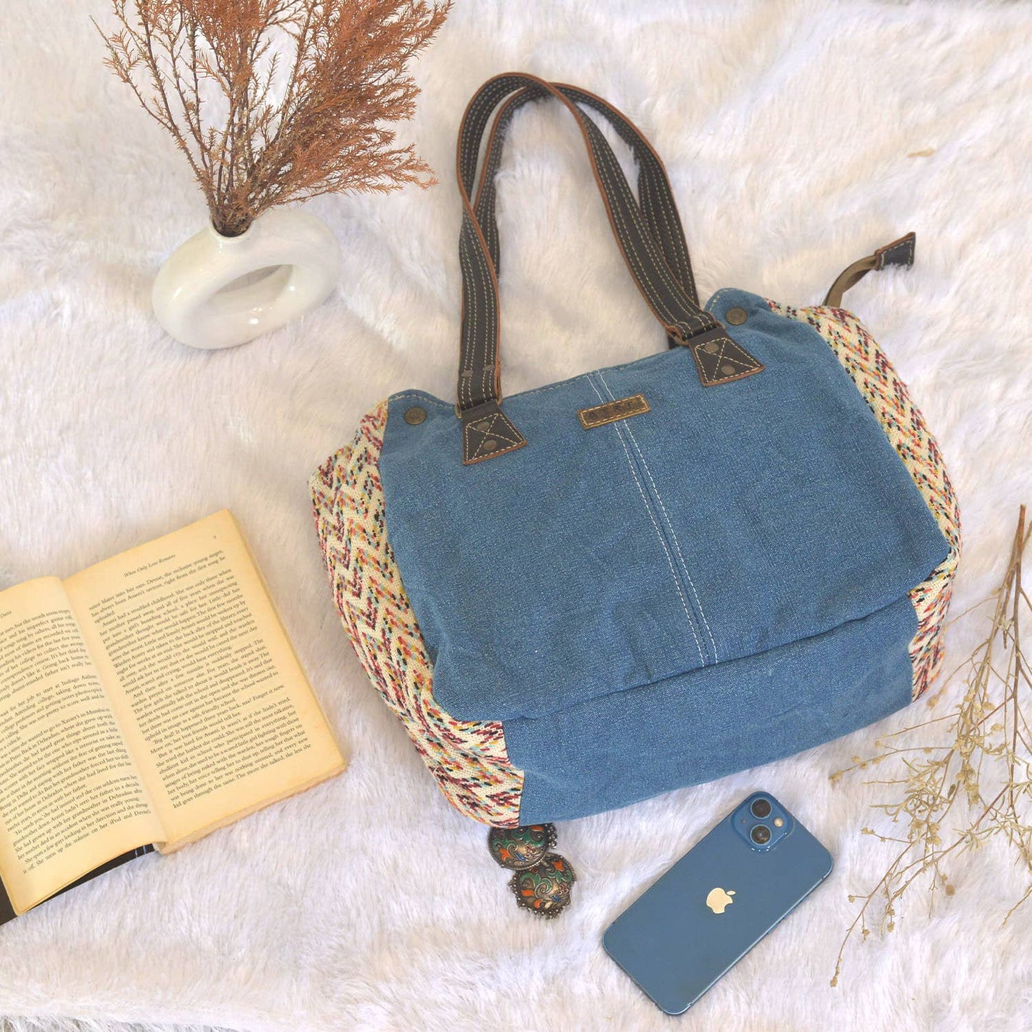 Rihu Messenger Denim Bag