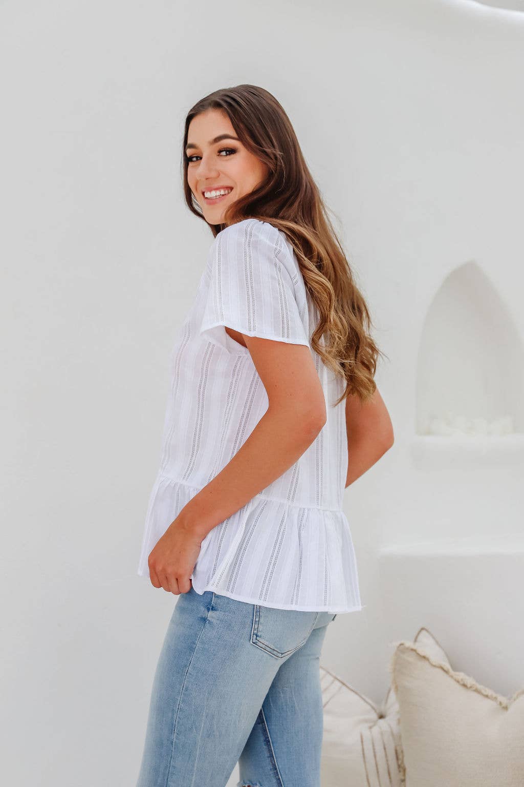 WHITE TOP