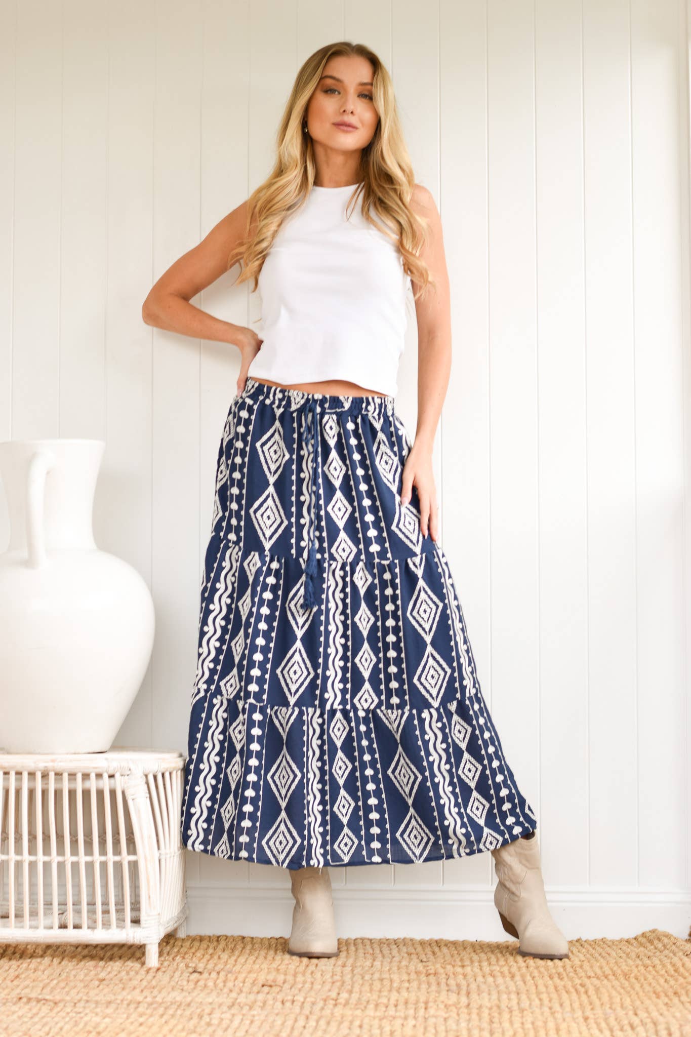 NAVY SKIRT - STO2525A
