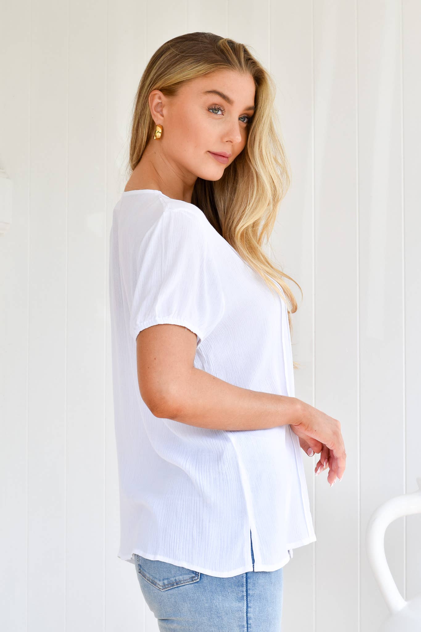 WHITE TOP