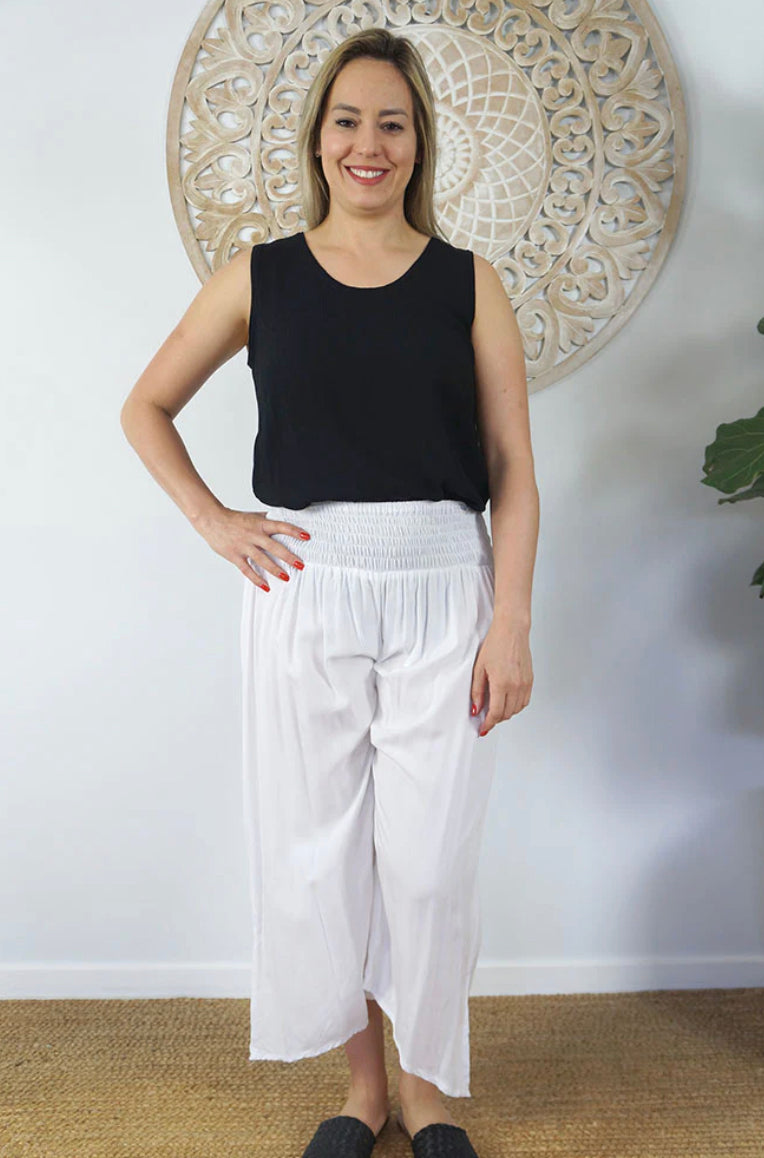 3/4 Bazaar Pants Free Size