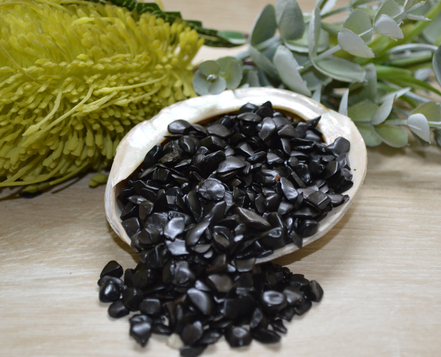 Black Onyx Crystal Chips -100g