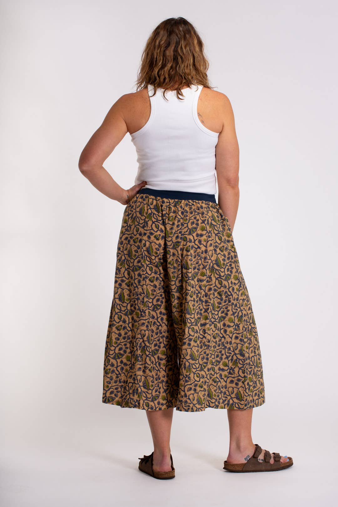 HAND BLOCK PRINTED COTTON 3/4 PANTS