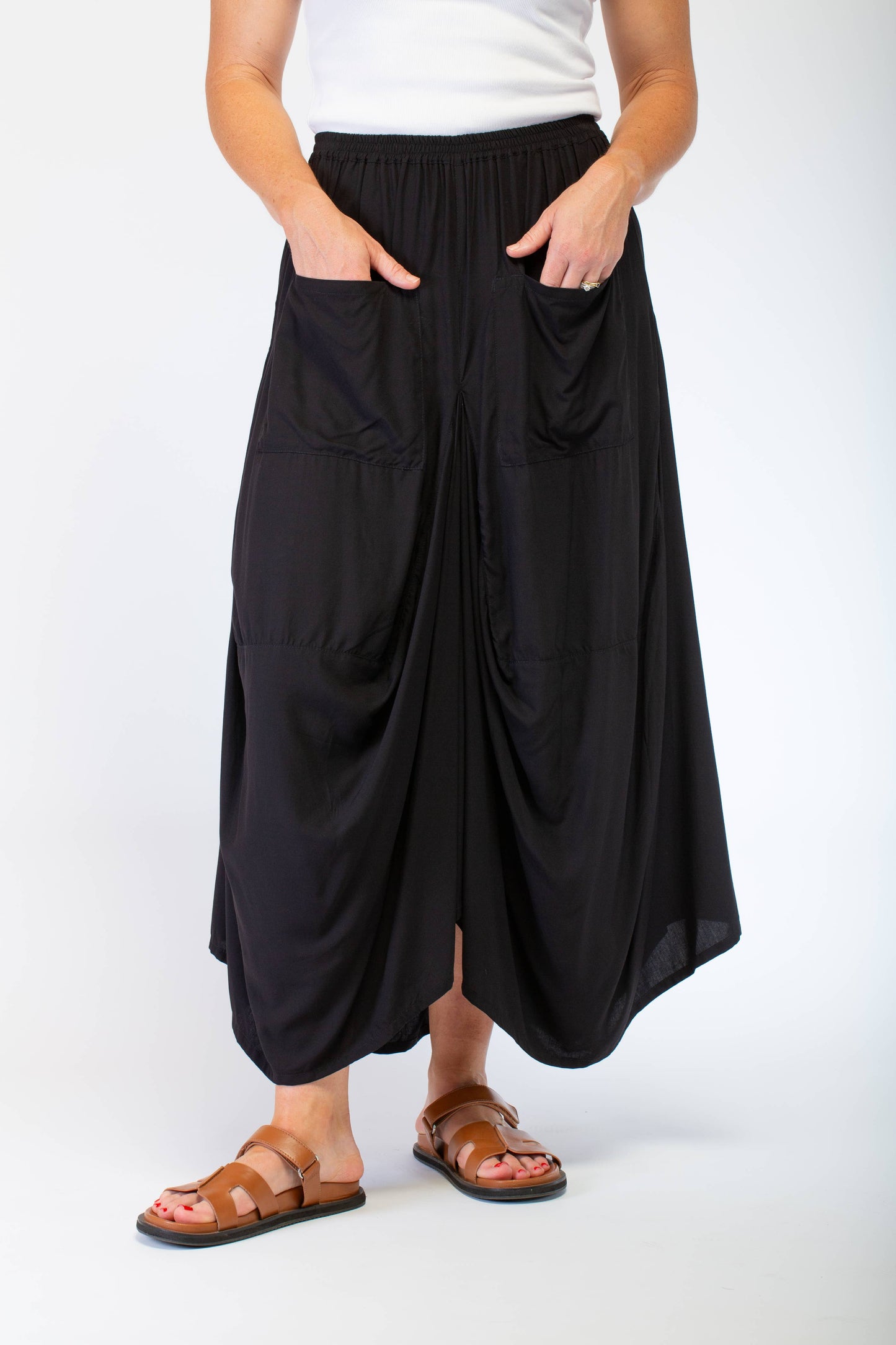 A-SYMETRICAL RAYON SKIRT - BLACK