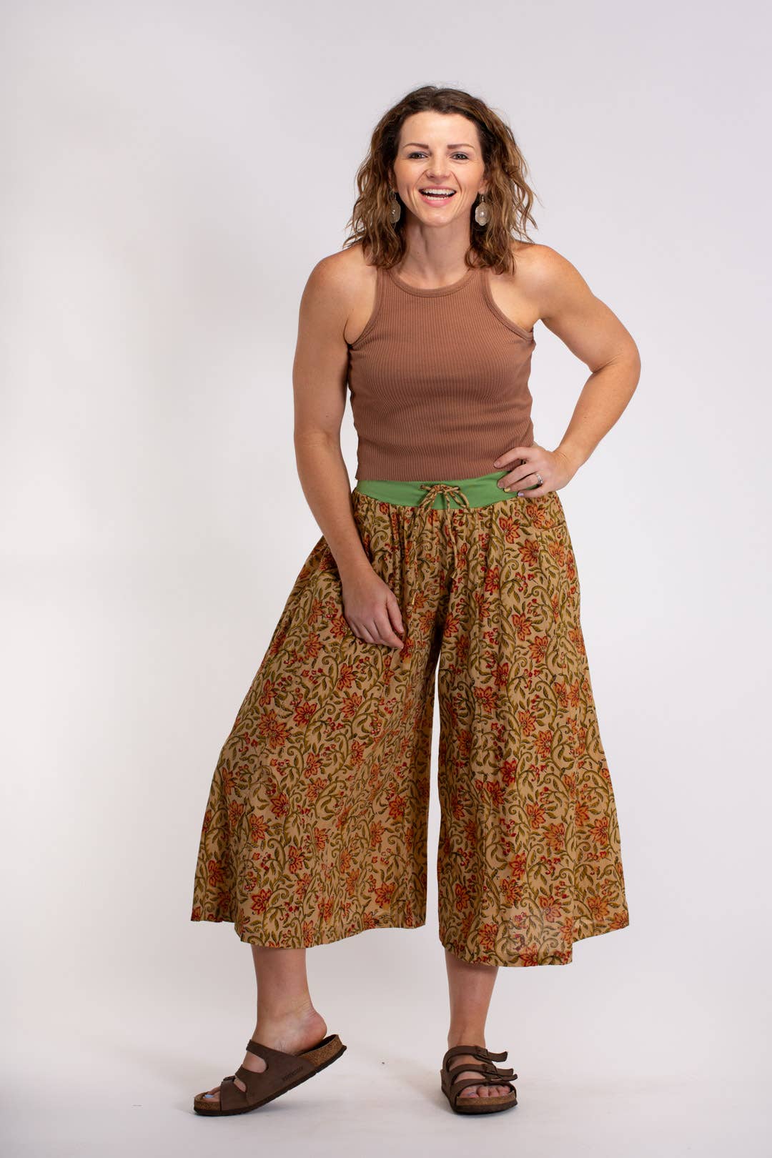 HAND BLOCK PRINTED COTTON 3/4 PANTS