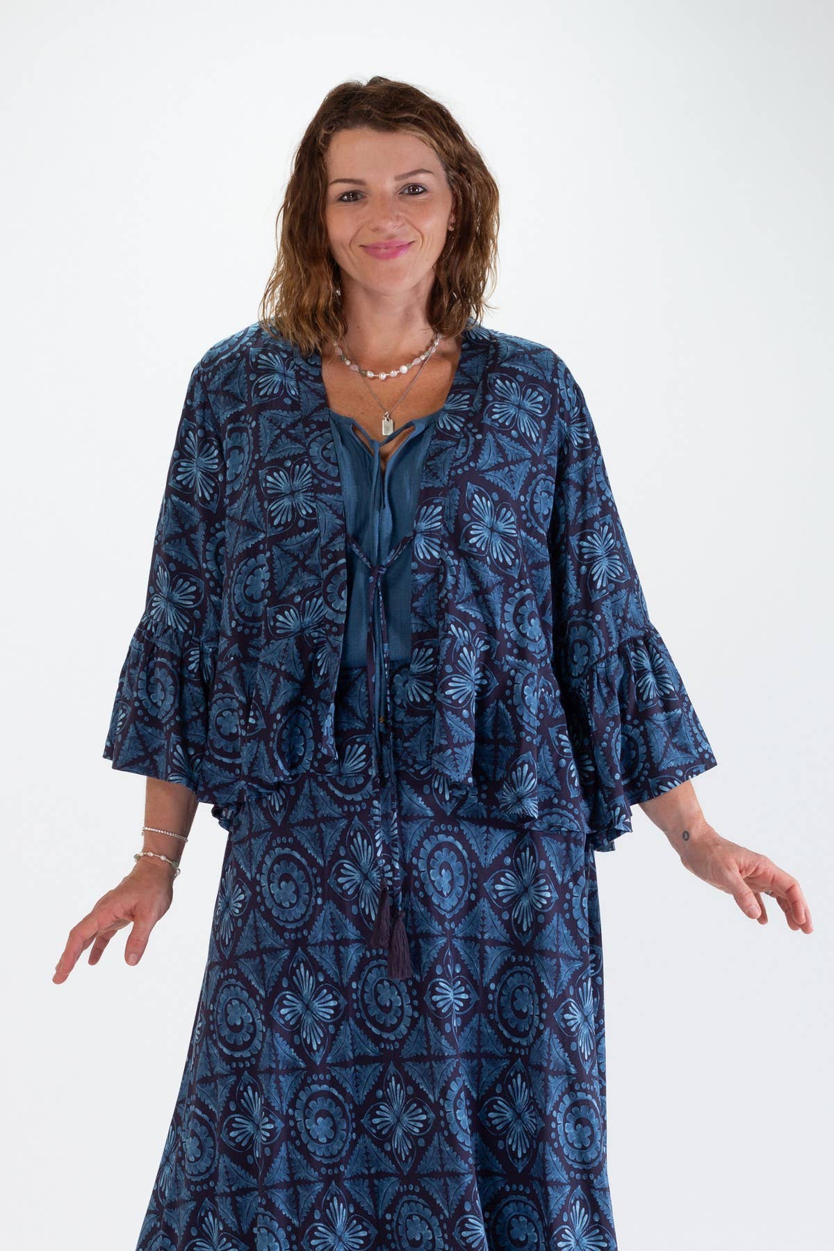FREYA SHORT RUFFLED JACKET - GEOMETRIC PRINT