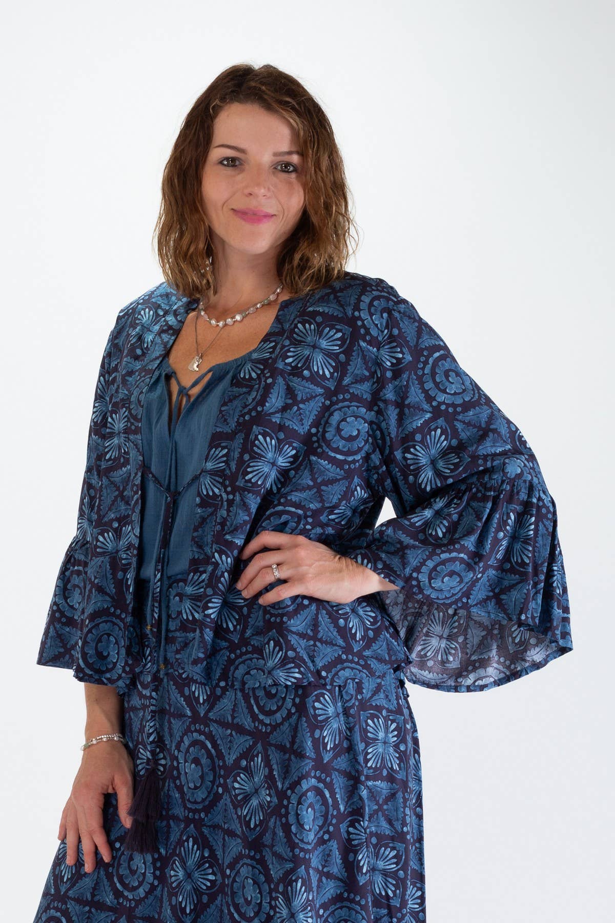 FREYA SHORT RUFFLED JACKET - GEOMETRIC PRINT