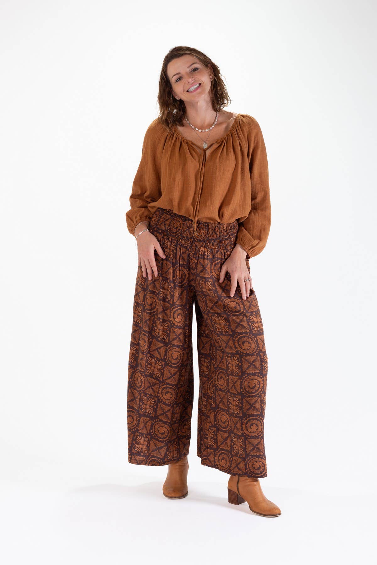 DOLLY WIDE LEGGED PANTS - GEOMETRIC PRINT