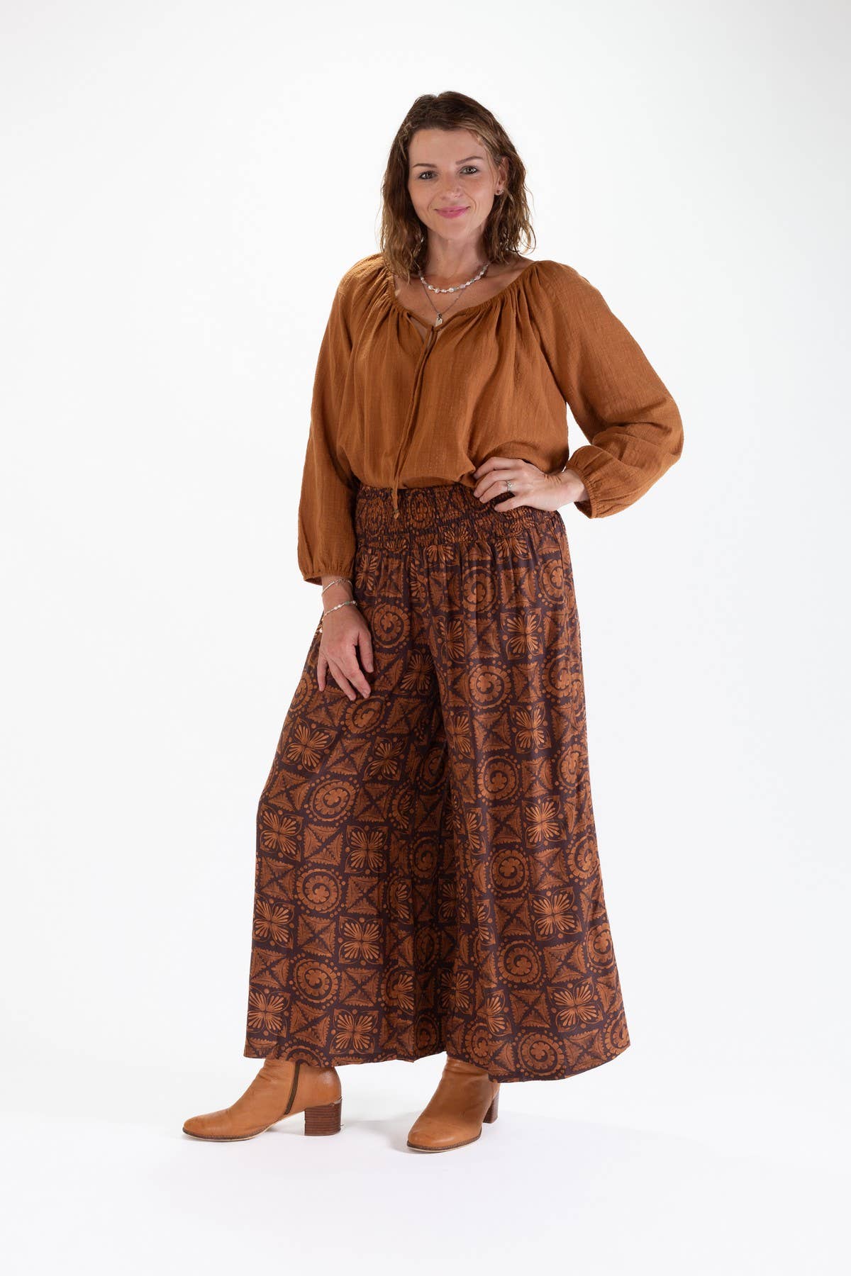DOLLY WIDE LEGGED PANTS - GEOMETRIC PRINT