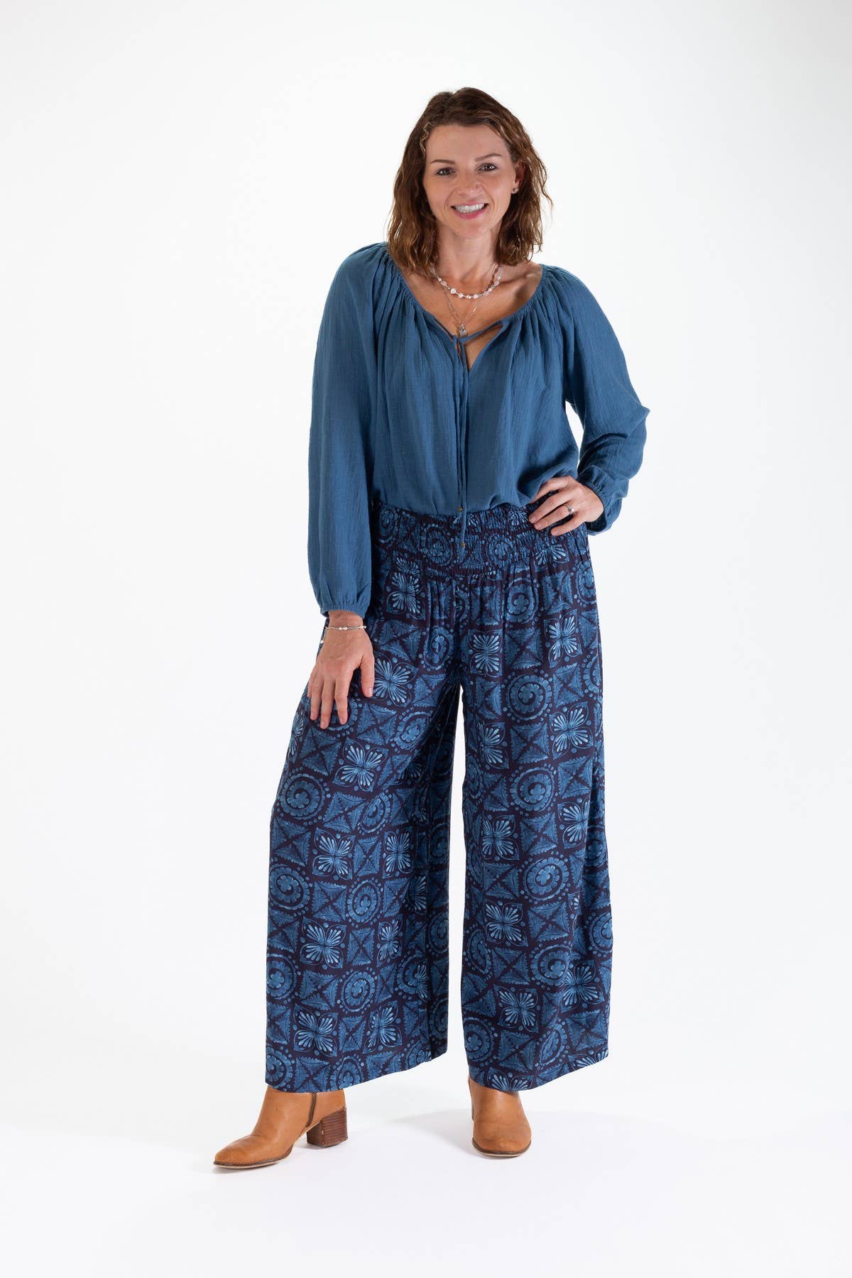 DOLLY WIDE LEGGED PANTS - GEOMETRIC PRINT