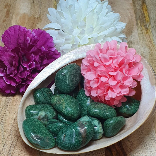 Green Quartz Tumbled Stone