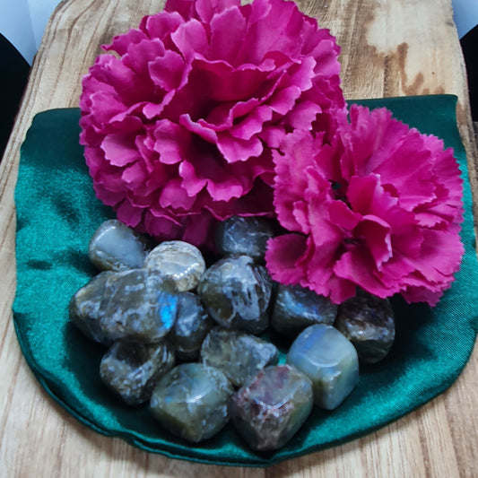 Labradorite Tumbled Stone